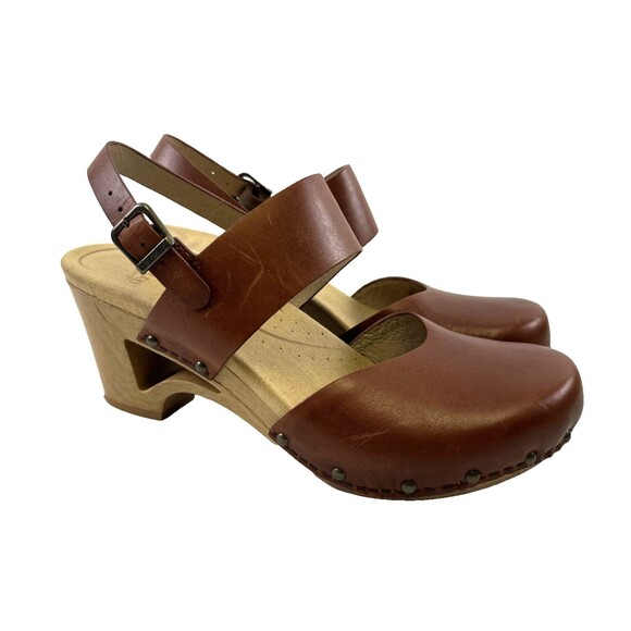 Dansko Thea Clog Sandal Brown Leather Buckle Slingback Closed Toe Studded 39 8.5 - Picture 1 of 14